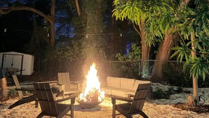 Unclassified image, 4 of 49, button - Modern Rustic Miami Retreat | Tree-Shaded Backyard & Fire Pit | Near Wynwood (Miami)