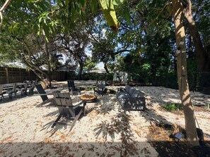 Terrace/patio - 4BR Home • 14 Guests • Miami • Near Design District & Wynwood • Yard & Fire Pit (Miami)