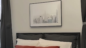 2 quartos, ferros/tábuas de passar roupa, Wi-Fi, roupa de cama