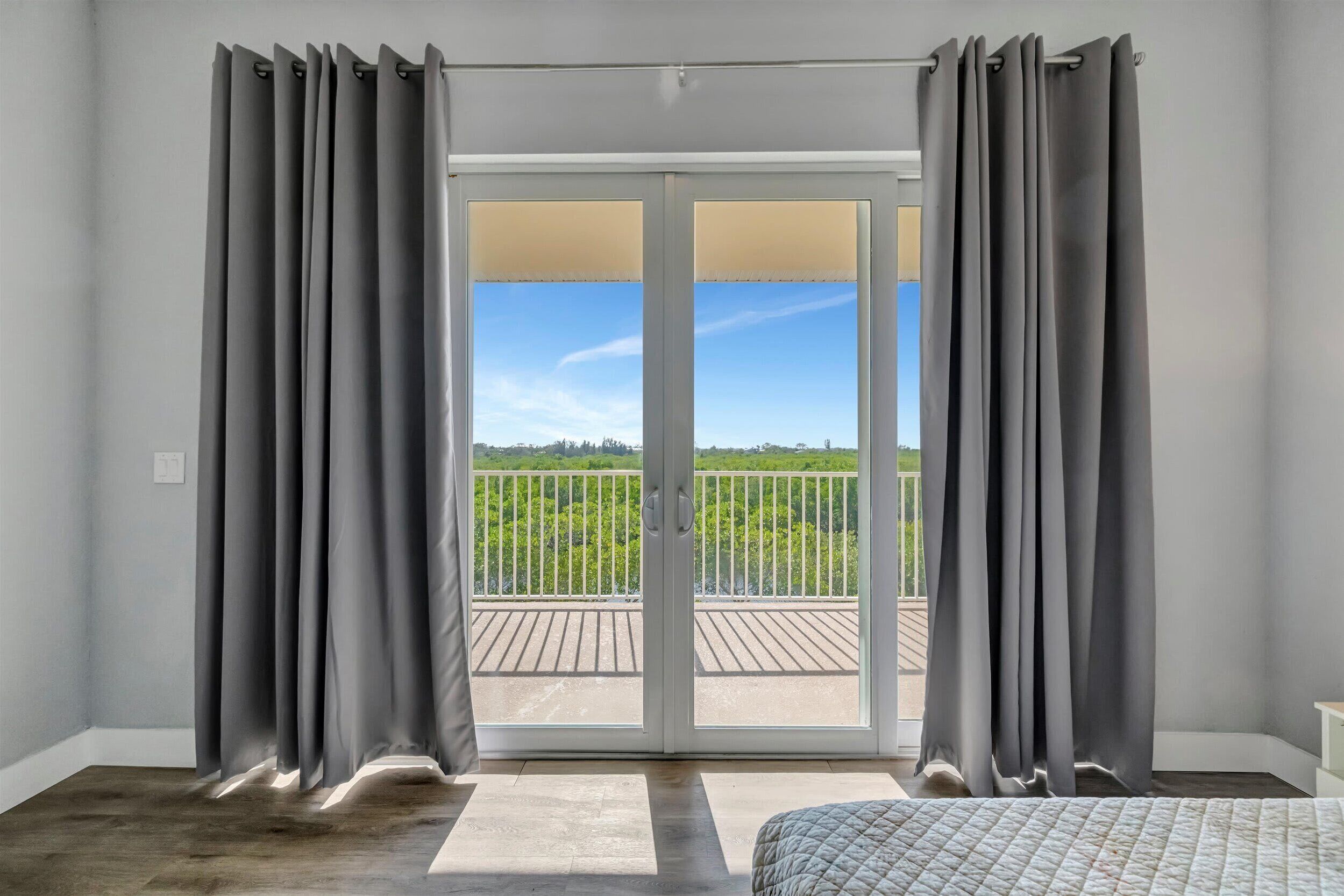 3 bedrooms, iron/ironing board, travel crib, WiFi