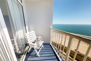 Property grounds - Oceanfront condo with private balcony, pools & direct beach access (Myrtle Beach)