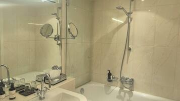 Double or Twin Room | Bathroom | Free toiletries, hair dryer, towels, soap