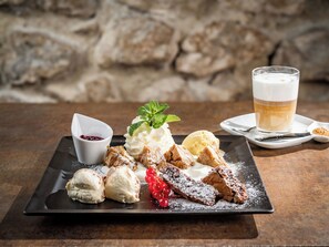 Restaurant - Goldener Engl (Hall in Tirol)