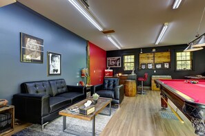 Spielezimmer