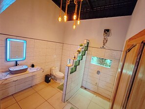 Asciugamani, sapone, carta igienica