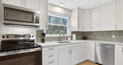 Upscale & Serene | Patio | Garage