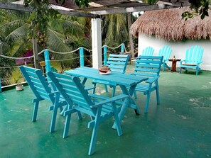 Outdoor dining - Veleando Ando Cabañas (Bacalar)