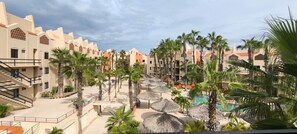 Exterior - Penthouse 2BD+Room • 2 Terraces • Pools•Near Beach (San José del Cabo)