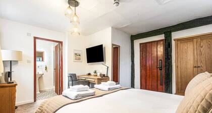 The George Inn Rooms - Room 3