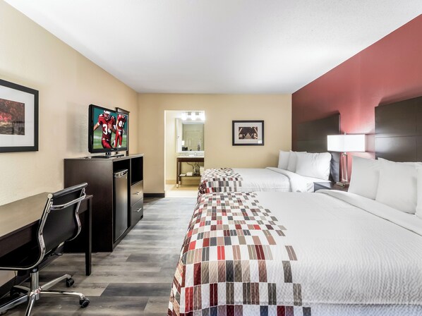 Iron/ironing board, free WiFi, bed sheets