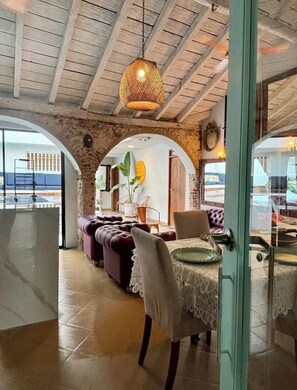 Dining - COLONIAL HOUSE in Old Town 5 Rooms 15 Guests best area (Csrtagena)