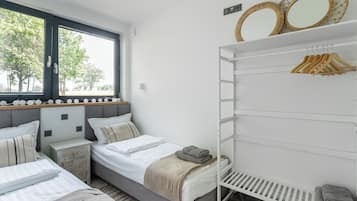 Casa Confort | Tabla de planchar con plancha y wifi gratis