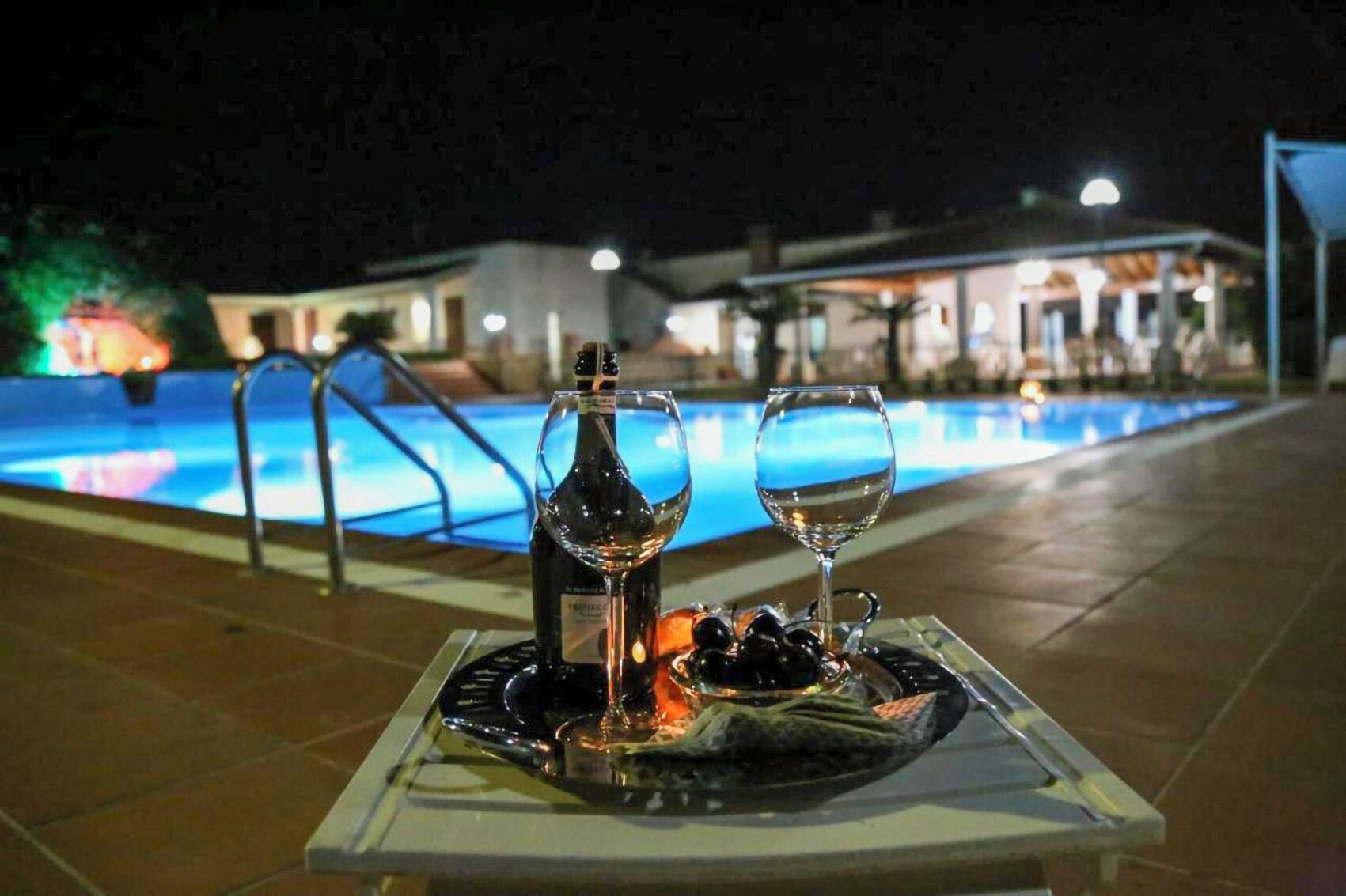 Piscina externa sazonal