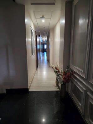 Living area - Shree Dham Palace (Puri)