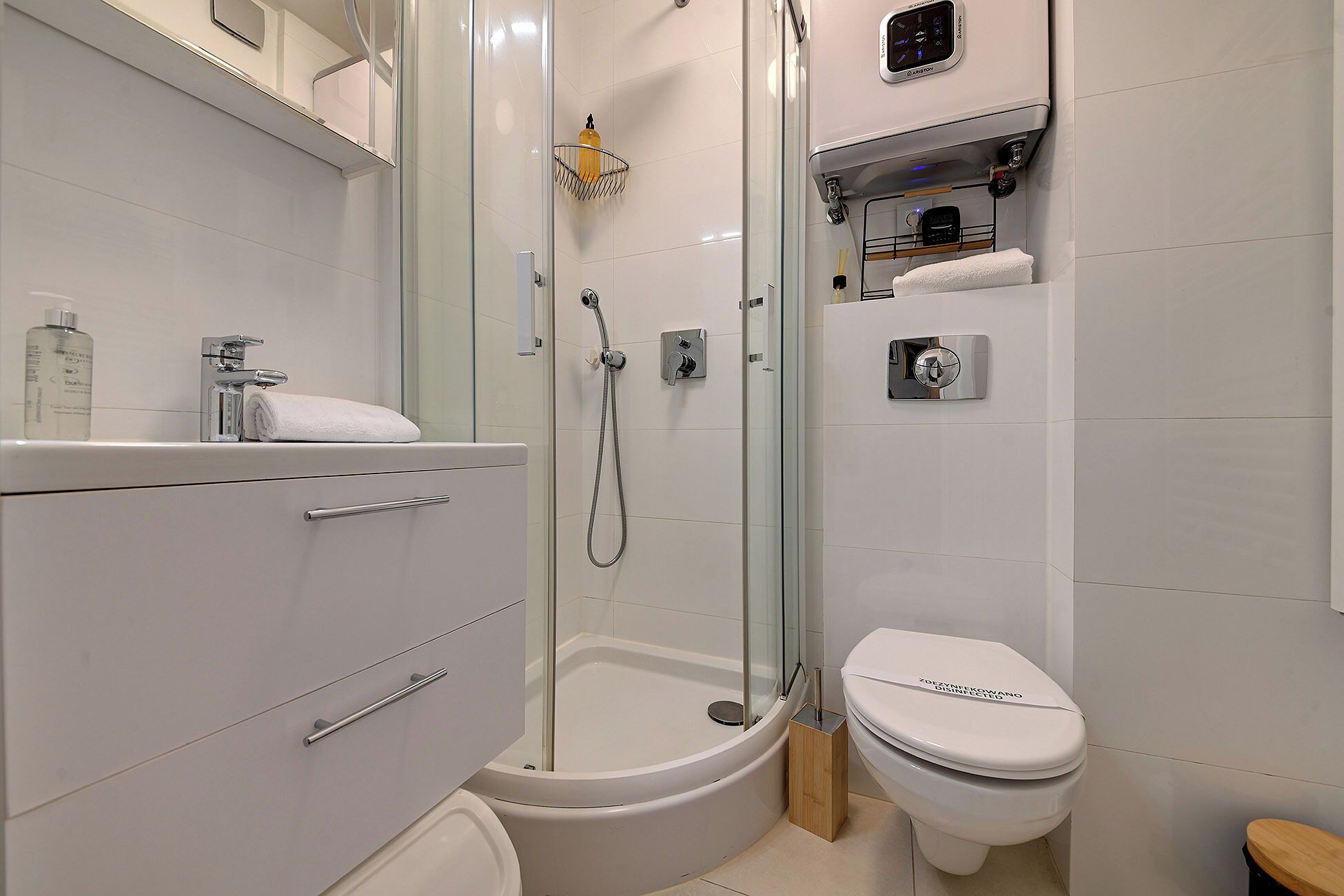 Apartamento, sacada | Banheiro