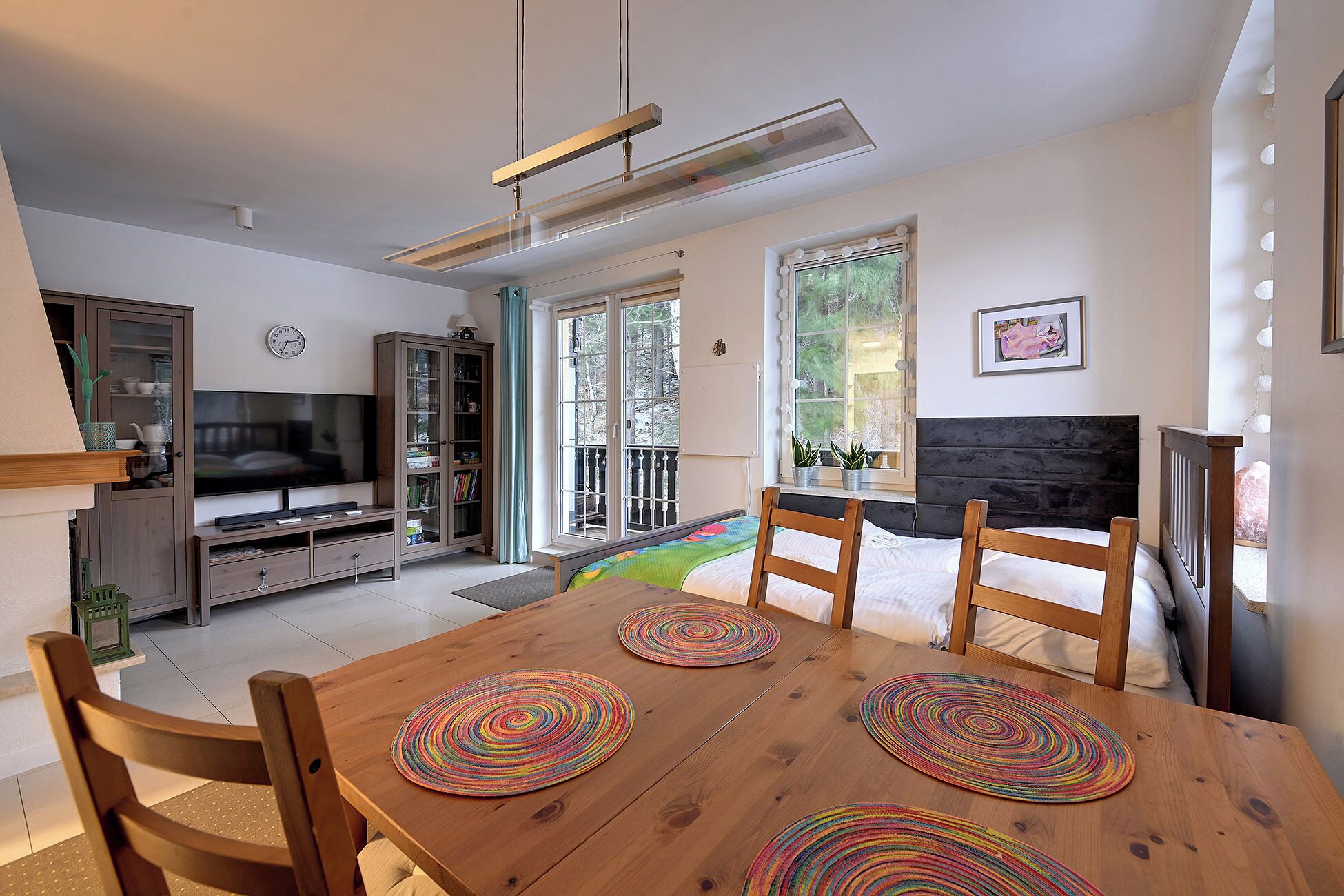 Appartement, balcon | Coin séjour | TV connectée de 37 pouces avec chaînes par satellite