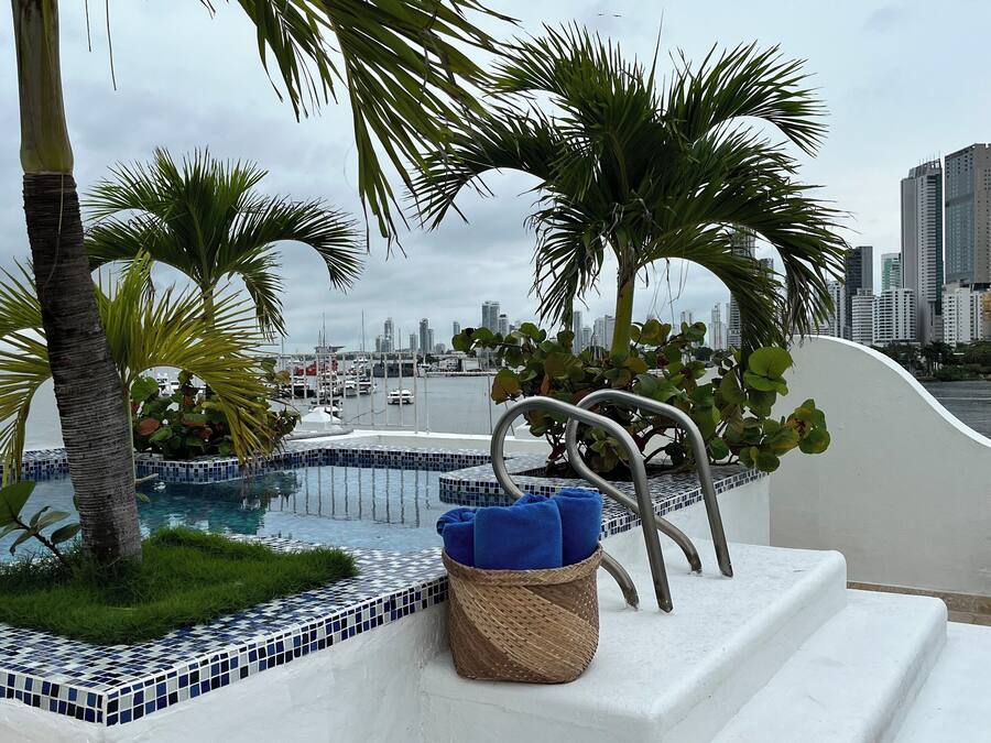 Luxury Apartment, Patio | Pool