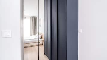 Appartamento Comfort | Ferro/asse da stiro, Wi-Fi gratuito, lenzuola