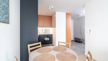 Apartamento Confort | Servicio de comidas en la habitación