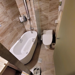 Premium Single Room, Non Smoking, Private Bathroom | Bathroom - SKY Motel (Seoul)