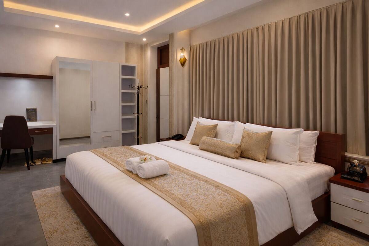 Kahden hengen deluxe-huone, järvinäköala | Tallelokero huoneessa, työpöytä, pimennysverhot, ilmainen Wi-Fi