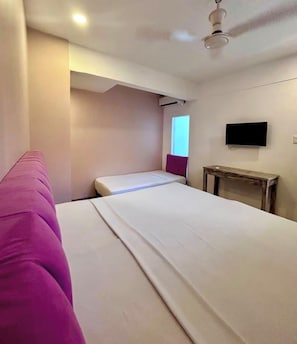 5 bedrooms, WiFi, bed sheets