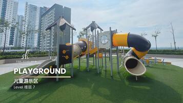 Children’s play area – outdoor