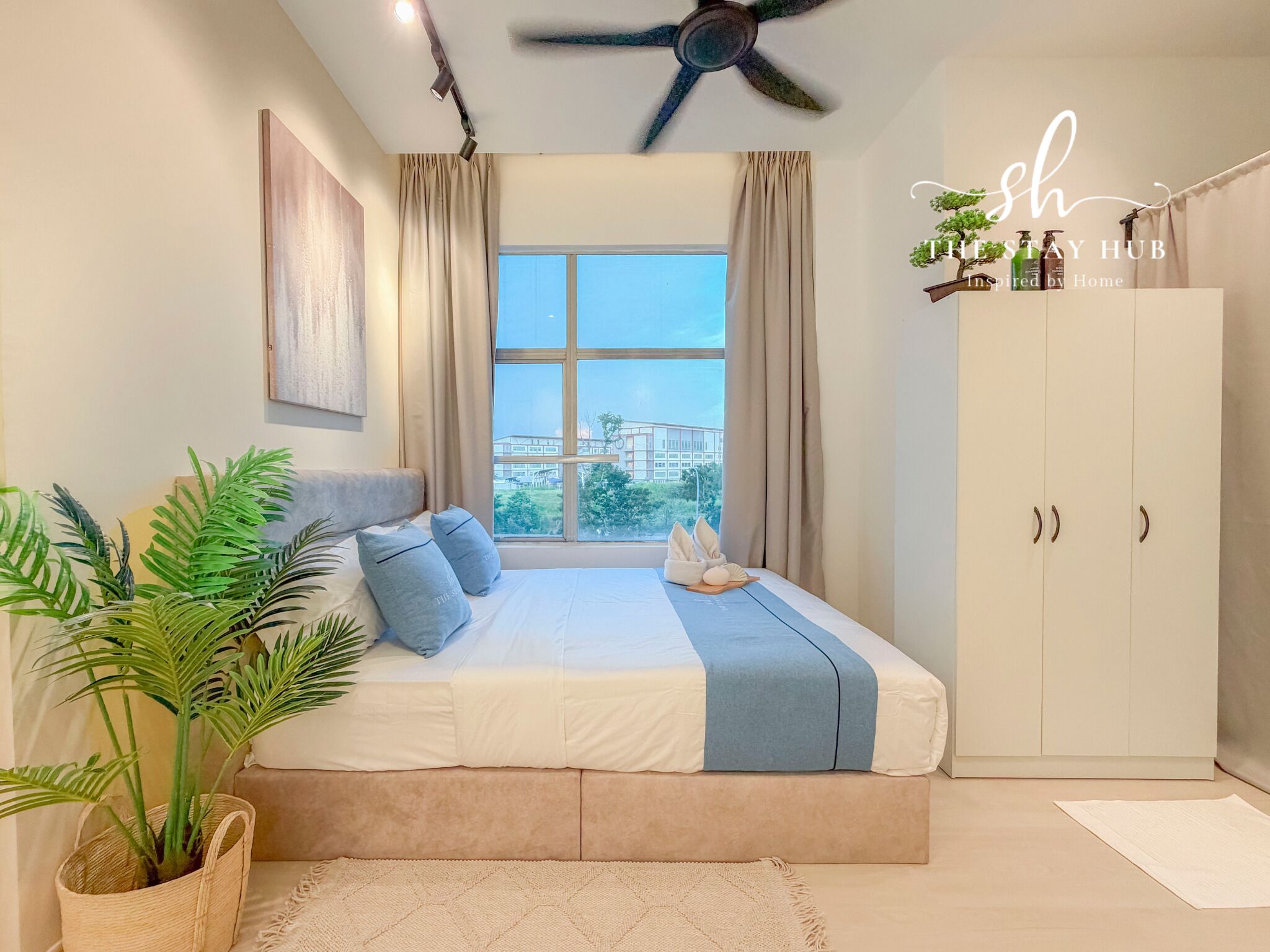 Estudio Confort, 2 camas de matrimonio, no fumadores | Tabla de planchar con plancha y wifi gratis