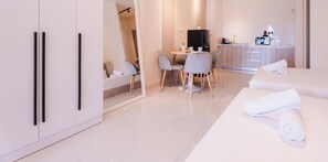 Comfort Studio, 2 Queen Beds, Non Smoking - Core Soho Suites Sepang by The Stay Hub (Sepang)