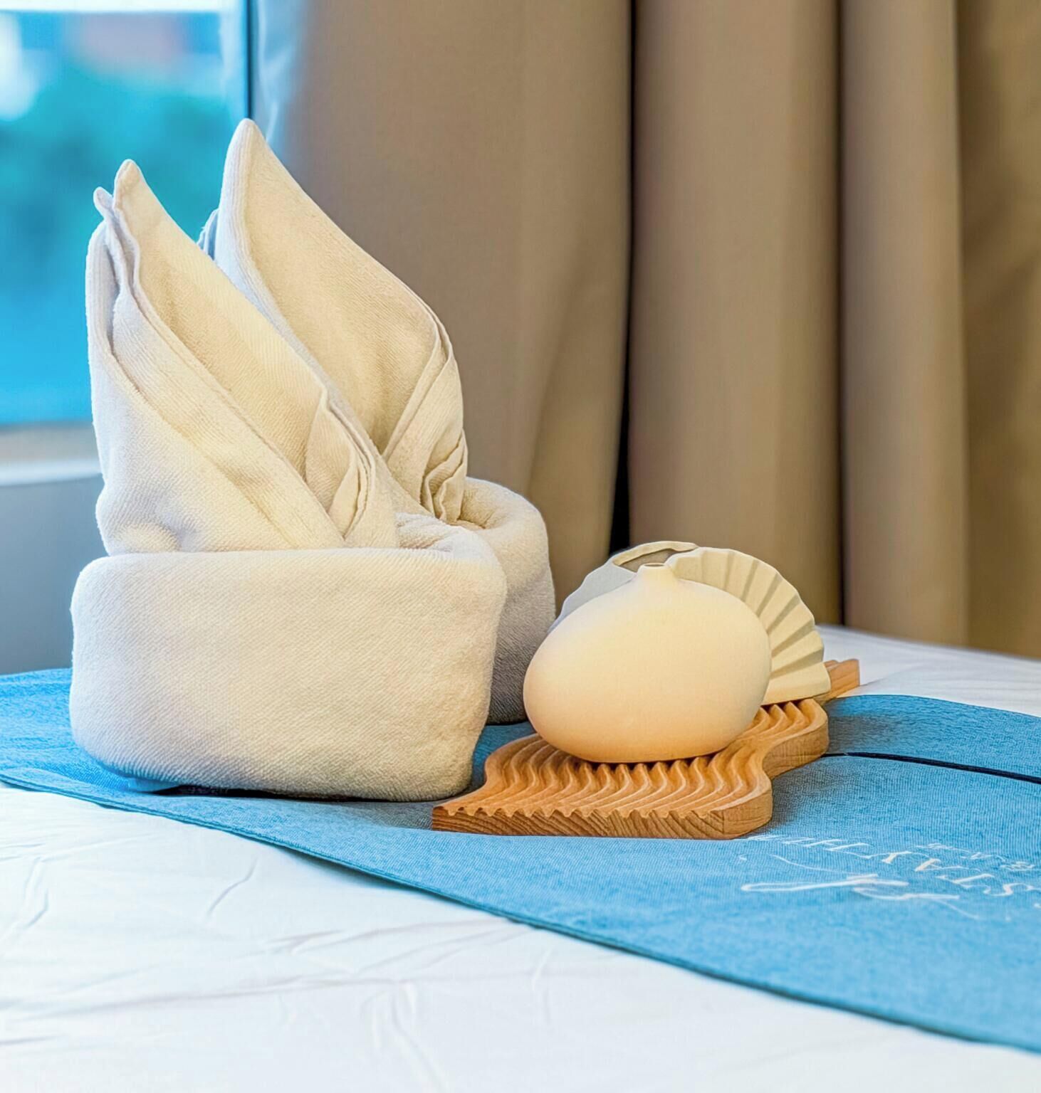 Iron/ironing board, free WiFi