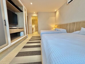 In-room safe, blackout curtains, iron/ironing board, free WiFi - Artila IM by Solmar Rentals (Isla Mujeres)