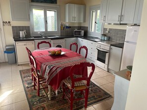 Private kitchen - Villa Victoria (Corfu)