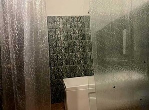 Bathroom - Leopard Valley (Mathura)