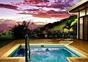Outdoor pool - Stunning Private Retreat with Pool & Office — Perfect for Relaxation (Escobal)