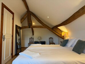 Villa, Mountain View | Free WiFi, bed sheets - AlcaidariaVista (Ourém)