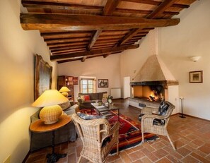 غرفة المعيشة