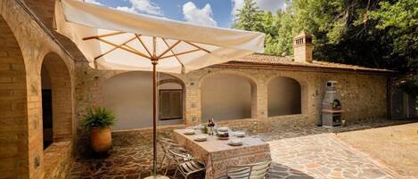 Apartment, Air conditioning, Poolside | Terrace/patio