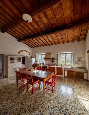 Lägenhet - luftkonditionering - vid poolen | Eget kök