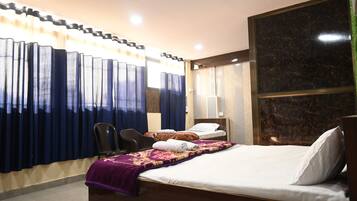 Double Room | Free WiFi