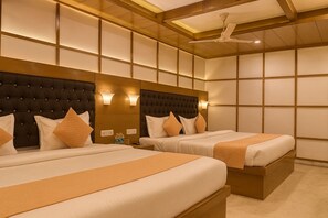 Familjerum | Skrivbord, strykjärn/strykbräda och gratis wi-fi