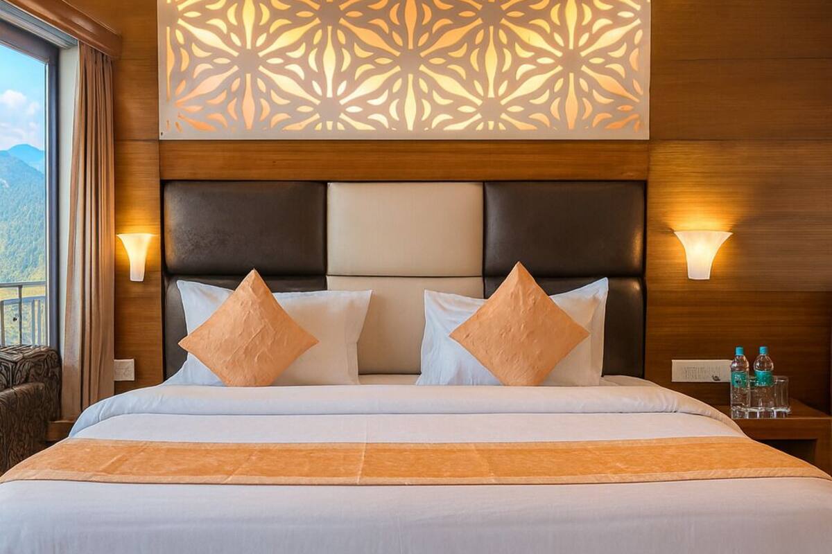 Premium Room, Mountain View | Desk, iron/ironing board, free WiFi