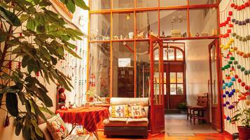 Habitación individual estándar, vista al patio | Wifi gratis