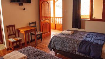 Standaard Twin kamer, uitzicht op de binnenplaats | Gratis wifi