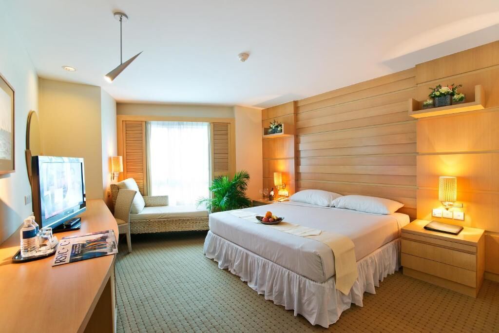 Dobbelt- eller tomannsrom – superior, ikke-røyk | Safe på rommet, skrivebord, strykejern/-brett og wi-fi (inkludert)