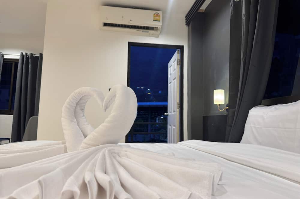 Chapter 26 Guesthouse