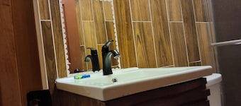 The Mint Motel