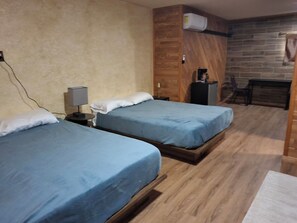 Desk, laptop workspace - The Mint Motel (Arlington)