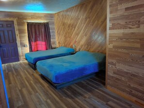 Desk, laptop workspace - The Mint Motel (Arlington)