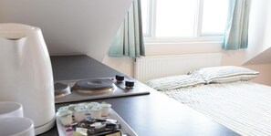 Free WiFi - Pebbles Guest House - Flat 6 (Southampton)