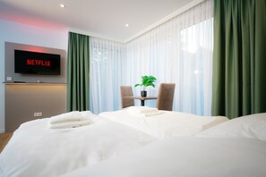 TV - Living Inn (Rheda-Wiedenbrück)